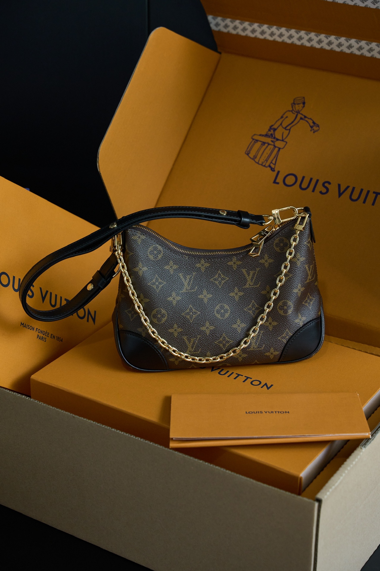 Louis Vuitton Boulogne